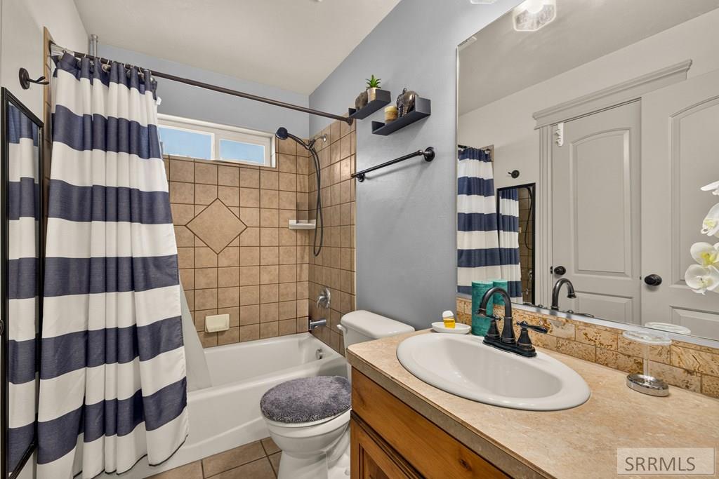 3879 E 12 N Property Photo 21