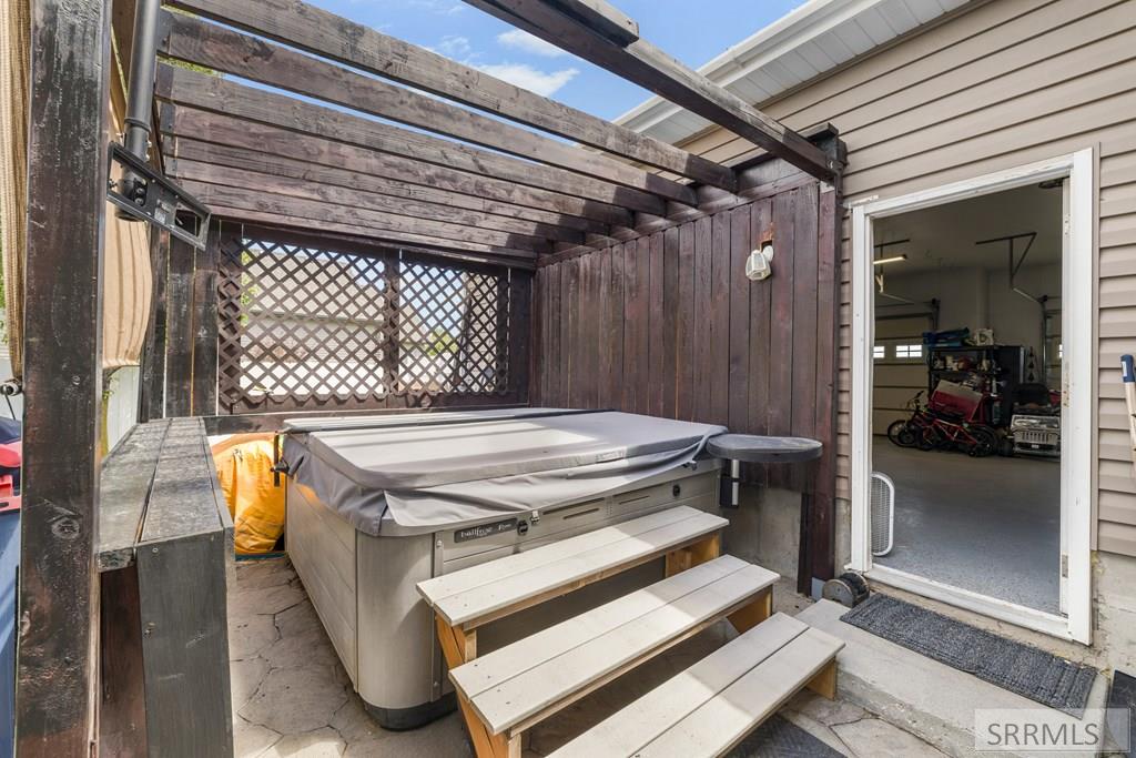 3879 E 12 N Property Photo 36