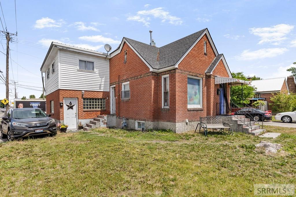 503 Gladstone Street Property Photo 2