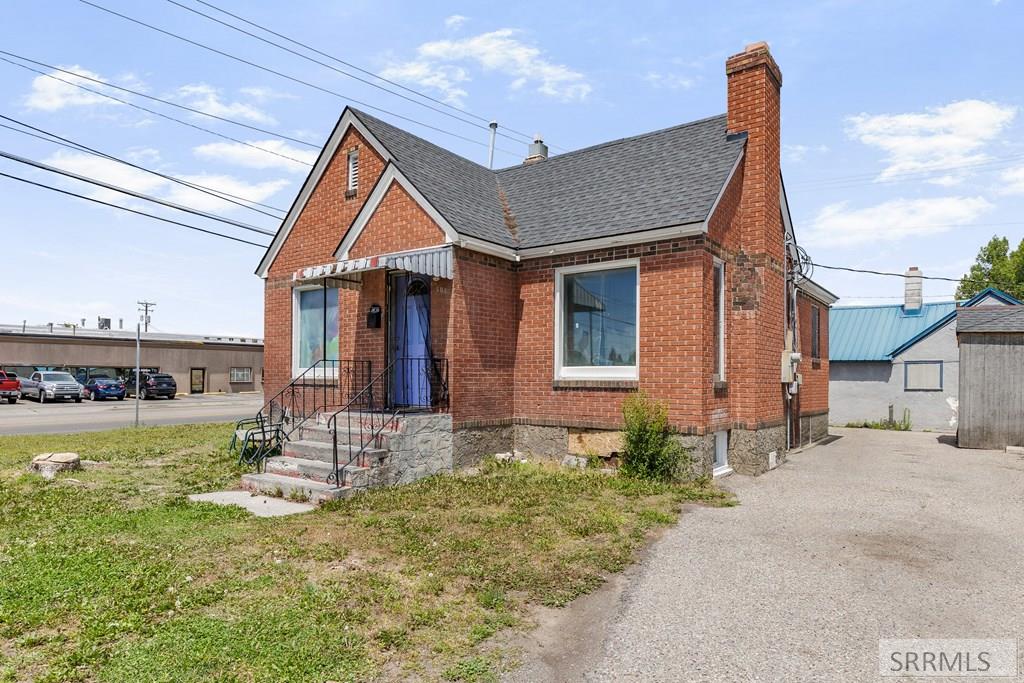 503 Gladstone Street Property Photo 3