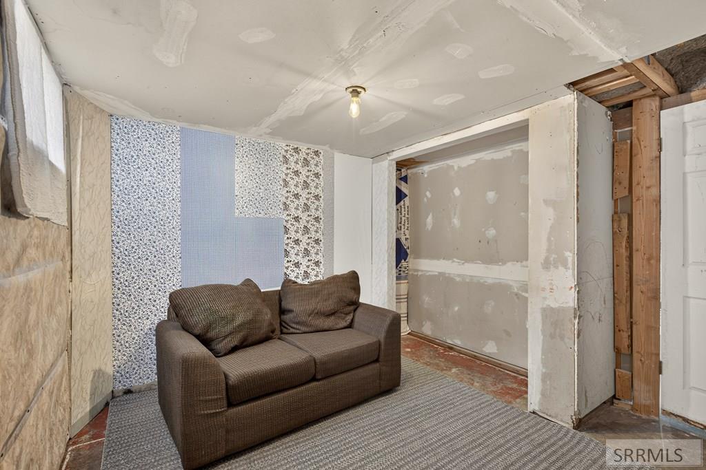 503 Gladstone Street Property Photo 20