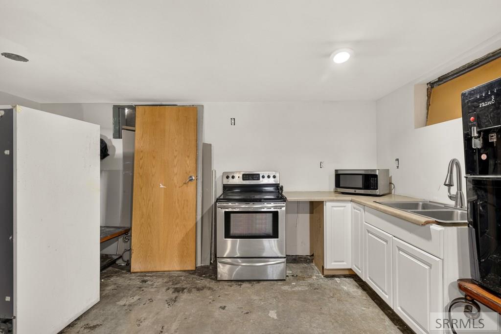 503 Gladstone Street Property Photo 21