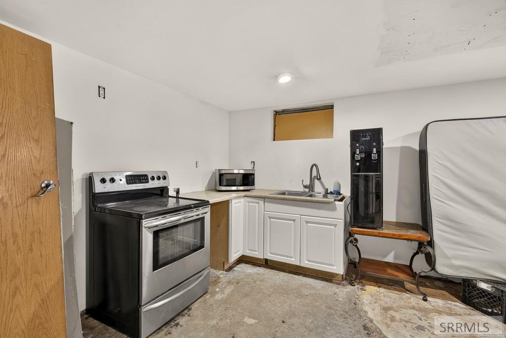 503 Gladstone Street Property Photo 22