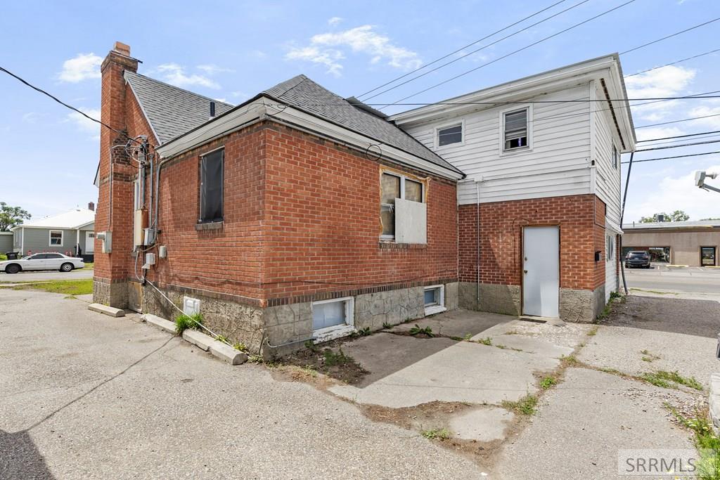 503 Gladstone Street Property Photo 33