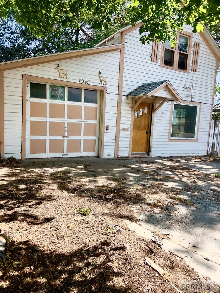405 E Avenue B Property Photo 26