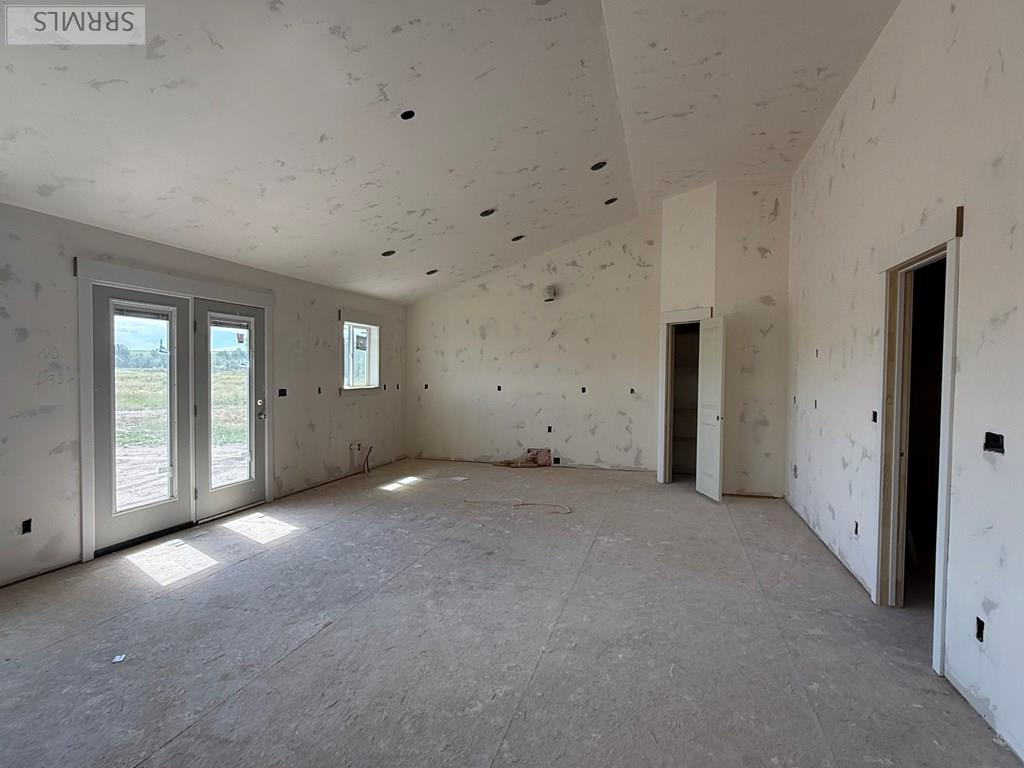 516 Meadowbrook Property Photo 3