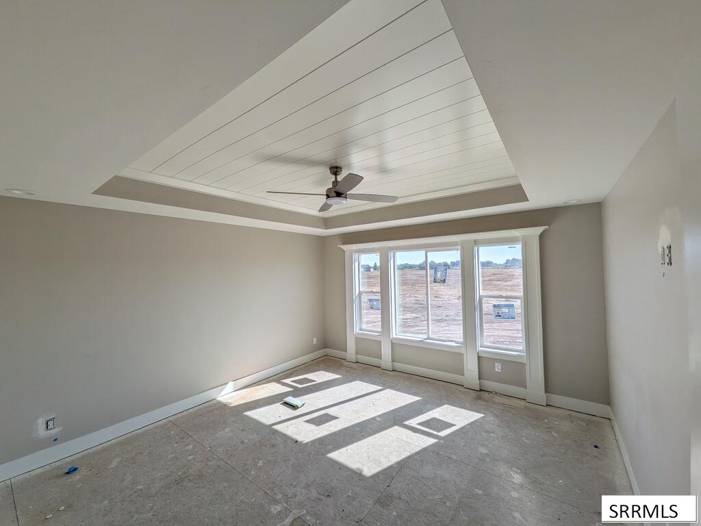 516 Meadowbrook Property Photo 4