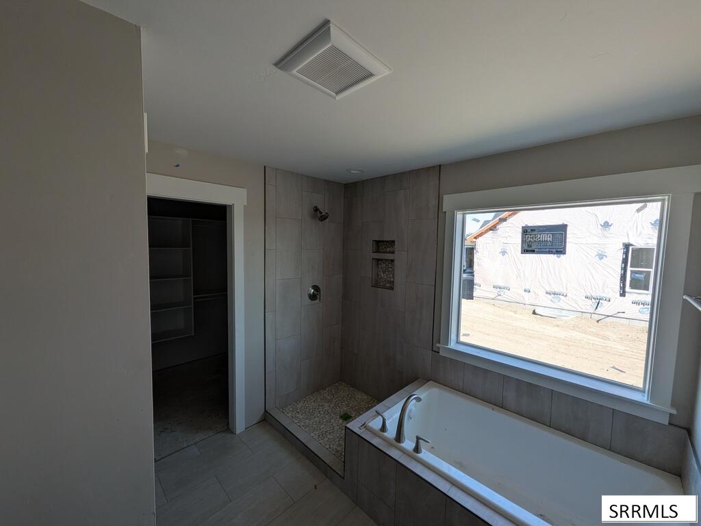 516 Meadowbrook Property Photo 5