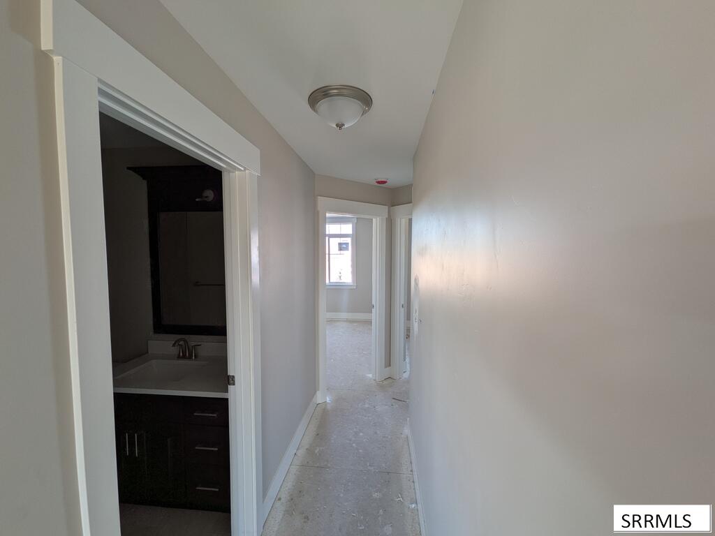516 Meadowbrook Property Photo 7