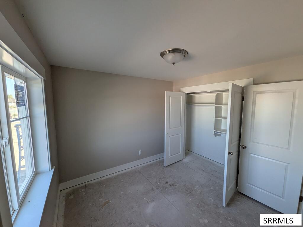 516 Meadowbrook Property Photo 11