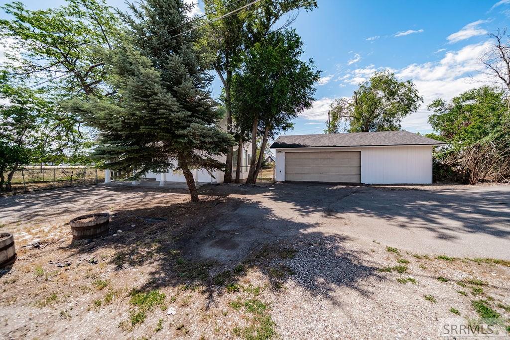 1401 W Albany Street Property Photo 31