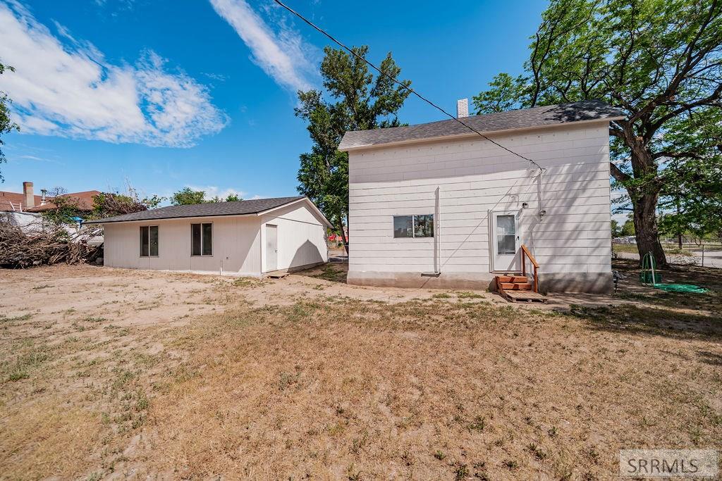1401 W Albany Street Property Photo 32