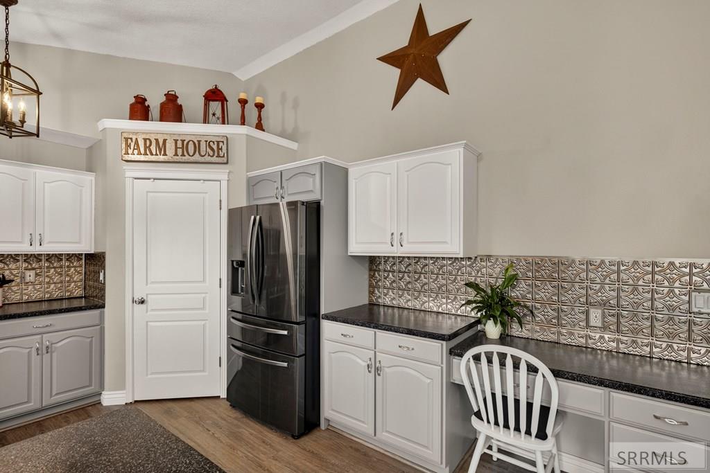4463 Teewinot Property Photo 12