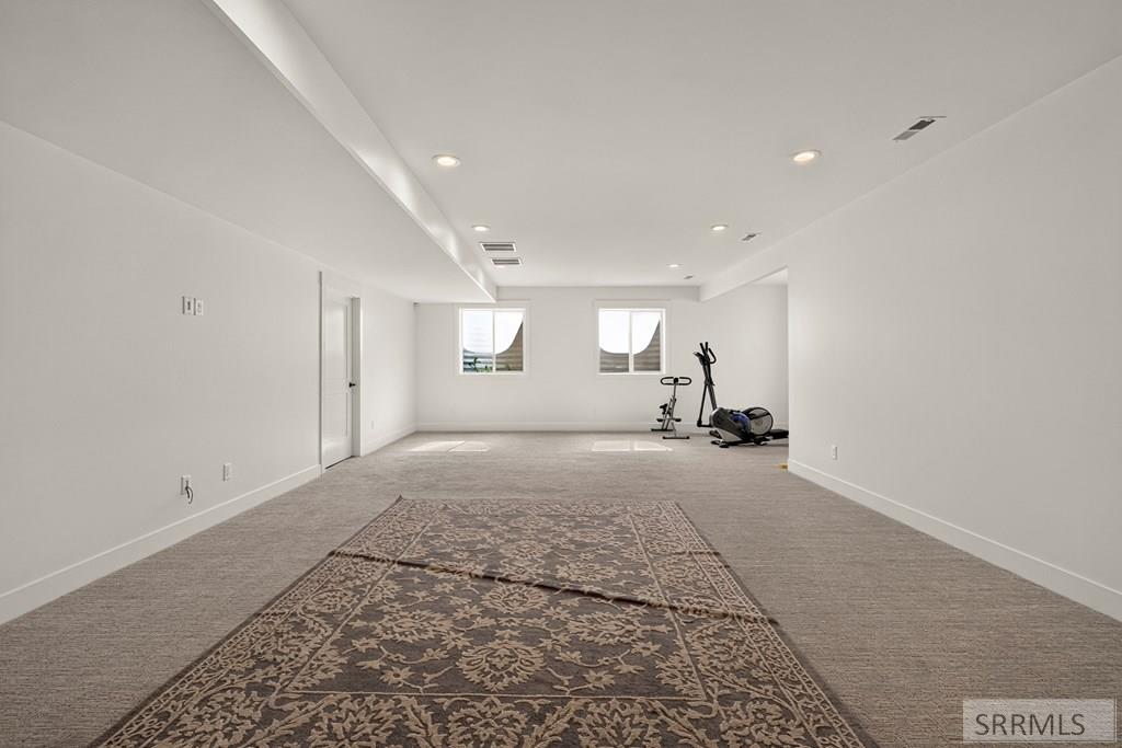 3042 Lin Road Property Photo 39