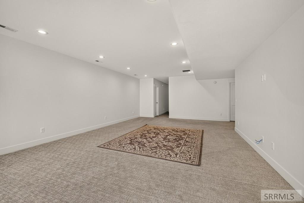 3042 Lin Road Property Photo 42