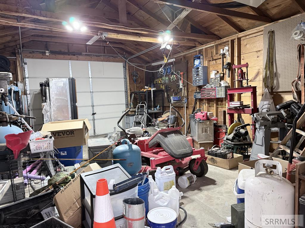 232 Arco Avenue Property Photo 7
