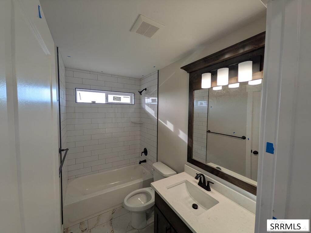 3906 E 47th North Property Photo 11