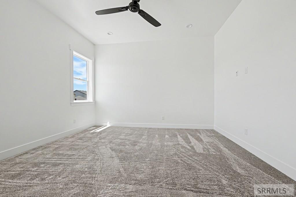 3148 Elixir Road Property Photo 4