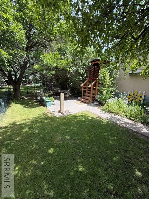 300 Blue Bell Lane Property Photo 2