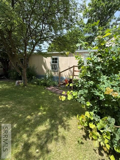 300 Blue Bell Lane Property Photo 4