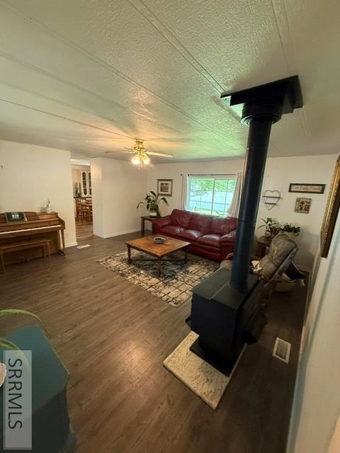 300 Blue Bell Lane Property Photo 6