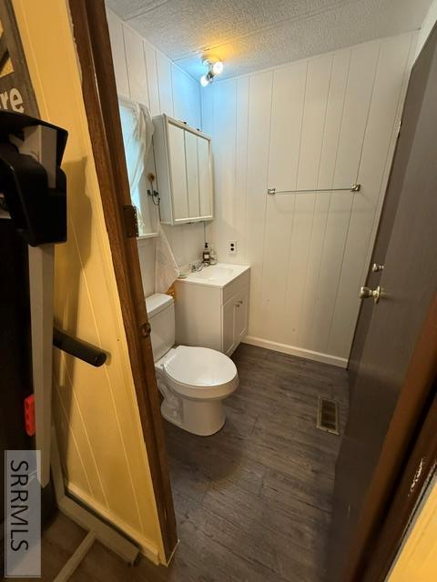 300 Blue Bell Lane Property Photo 17