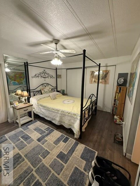 300 Blue Bell Lane Property Photo 21