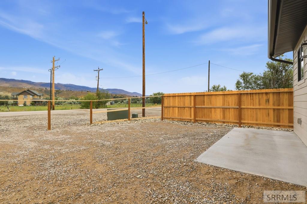 101 Everly Street Property Photo 27