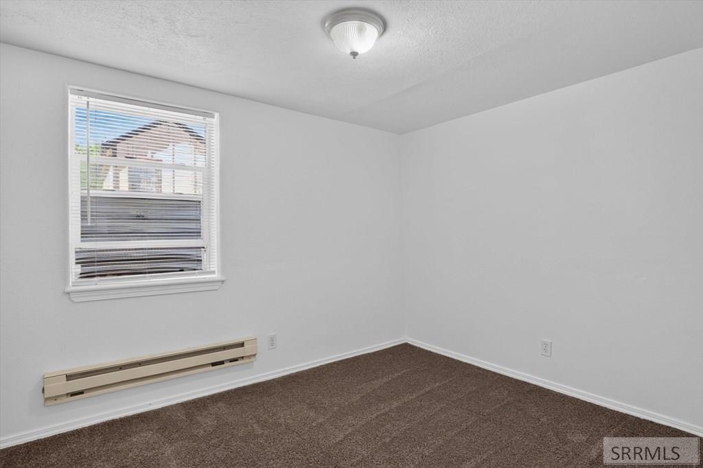421 N 8th Avenue Property Photo 15