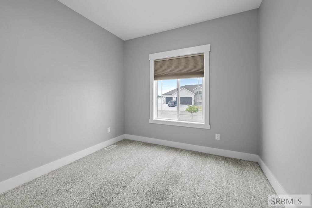 4828 E Luxor Drive Property Photo 17