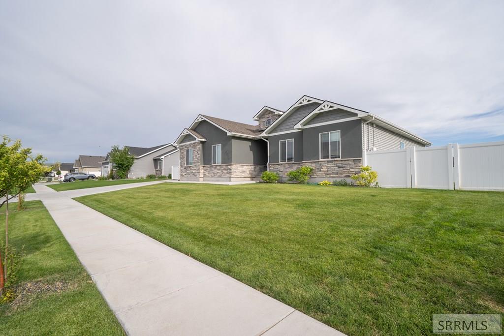 4828 E Luxor Drive Property Photo 45