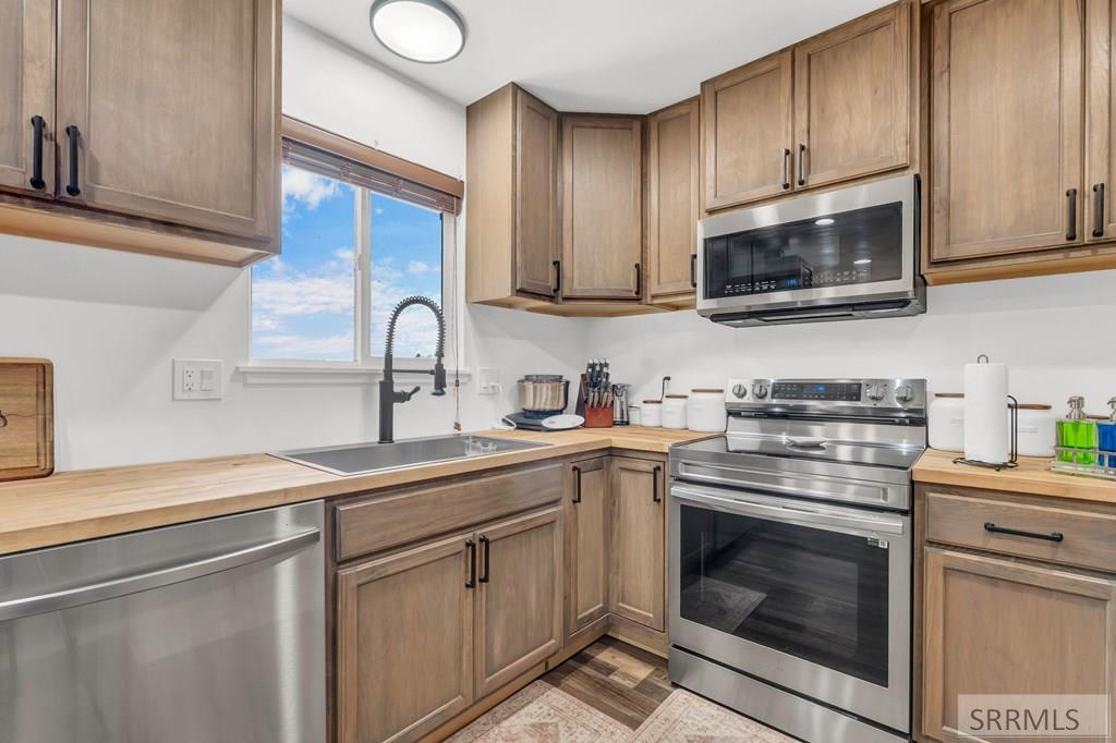 3104 S 2810 W Property Photo 10