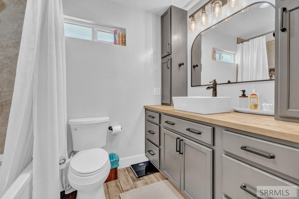 3104 S 2810 W Property Photo 16