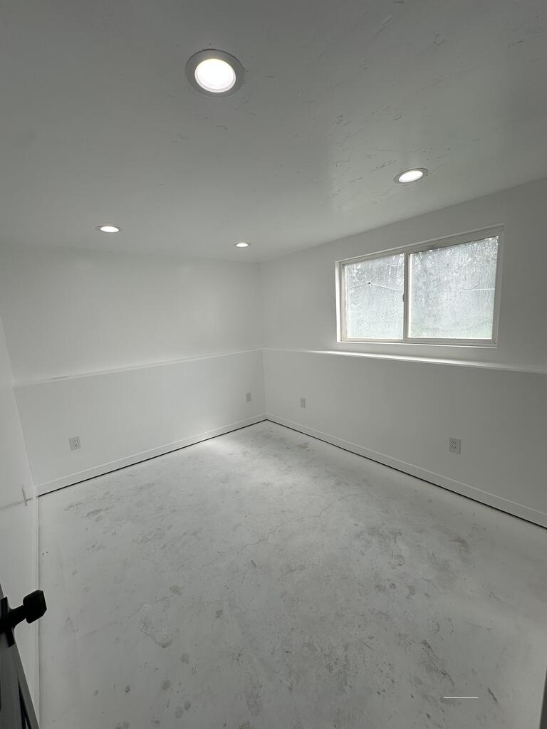 3104 S 2810 W Property Photo 31