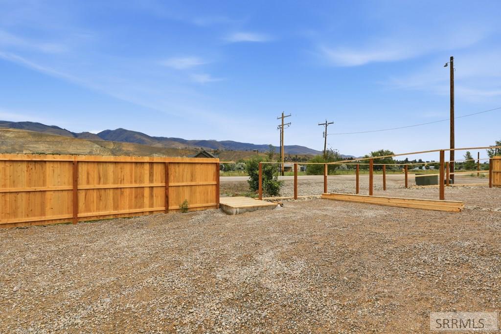 103 Everly Street Property Photo 6