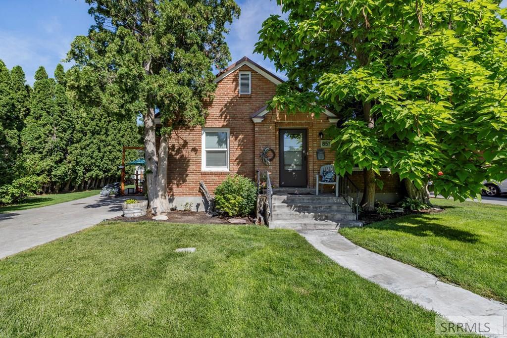 851 S Shilling Avenue Property Photo 1