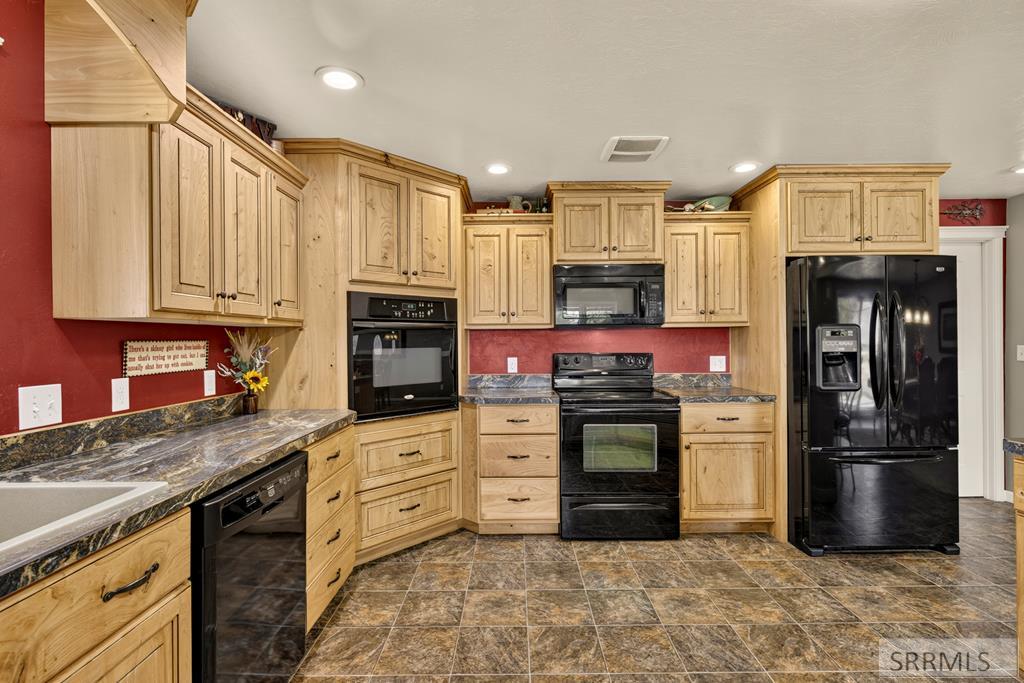 156 S 1300 W Property Photo 13