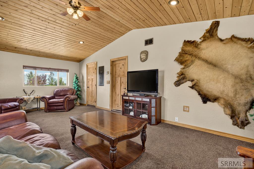156 S 1300 W Property Photo 31