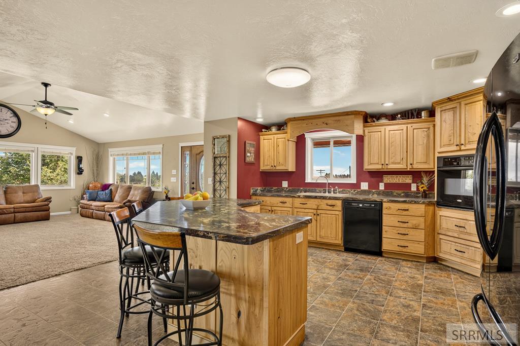 156 S 1300 W Property Photo 9