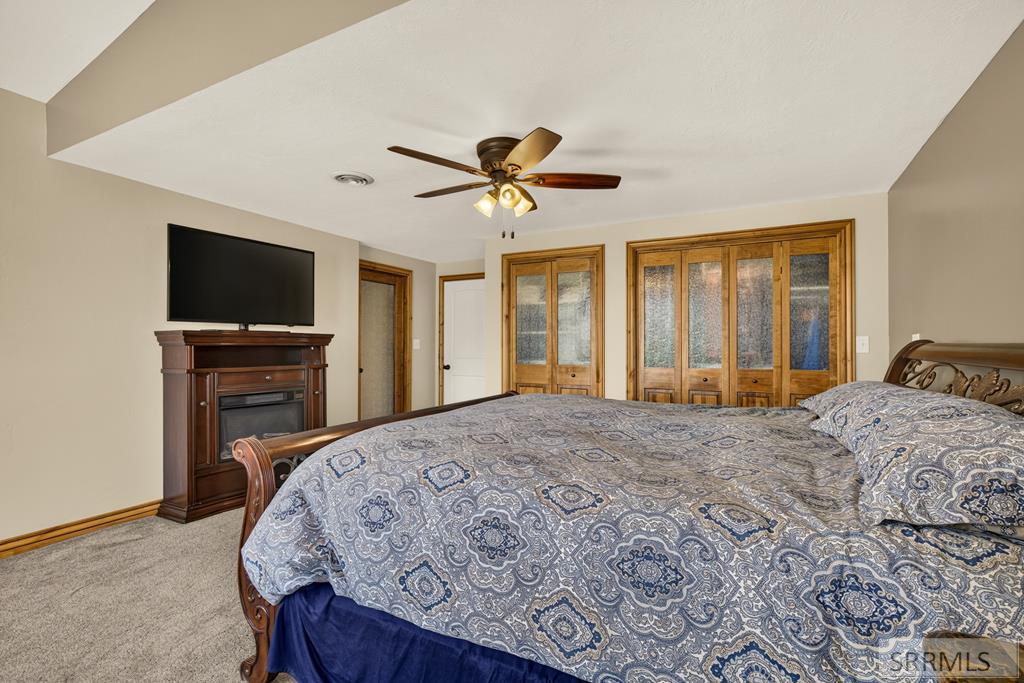 156 S 1300 W Property Photo 17