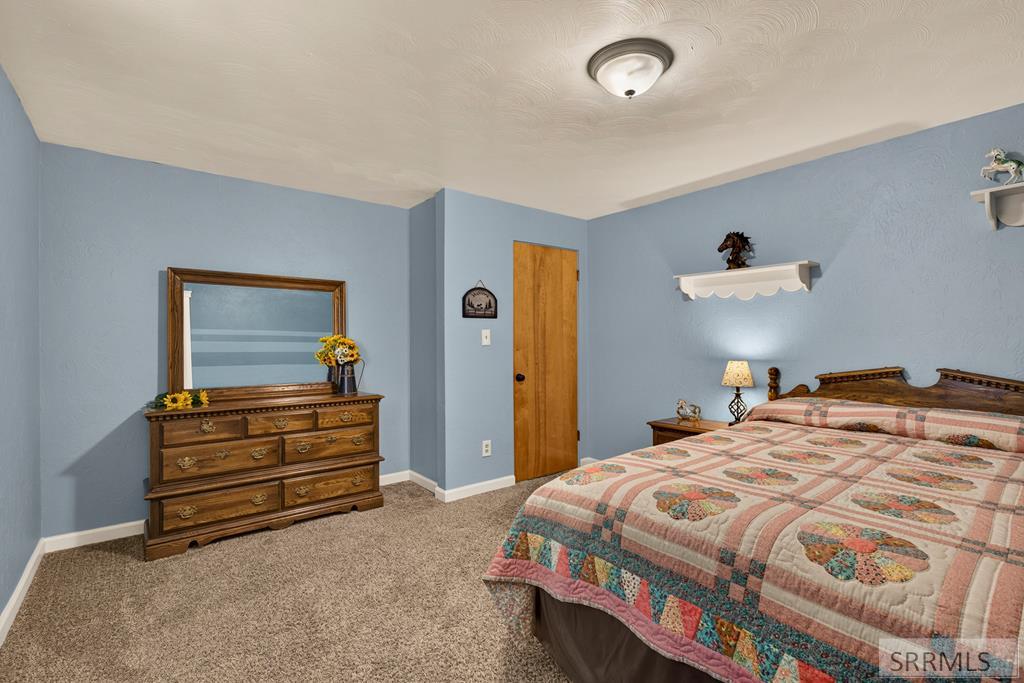 156 S 1300 W Property Photo 23