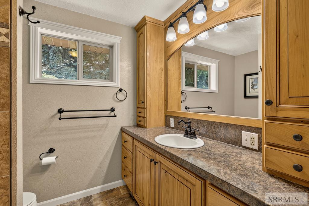 156 S 1300 W Property Photo 24