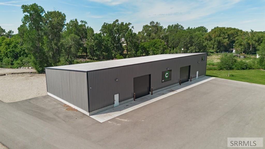 4112 E 648 N Property Photo 16