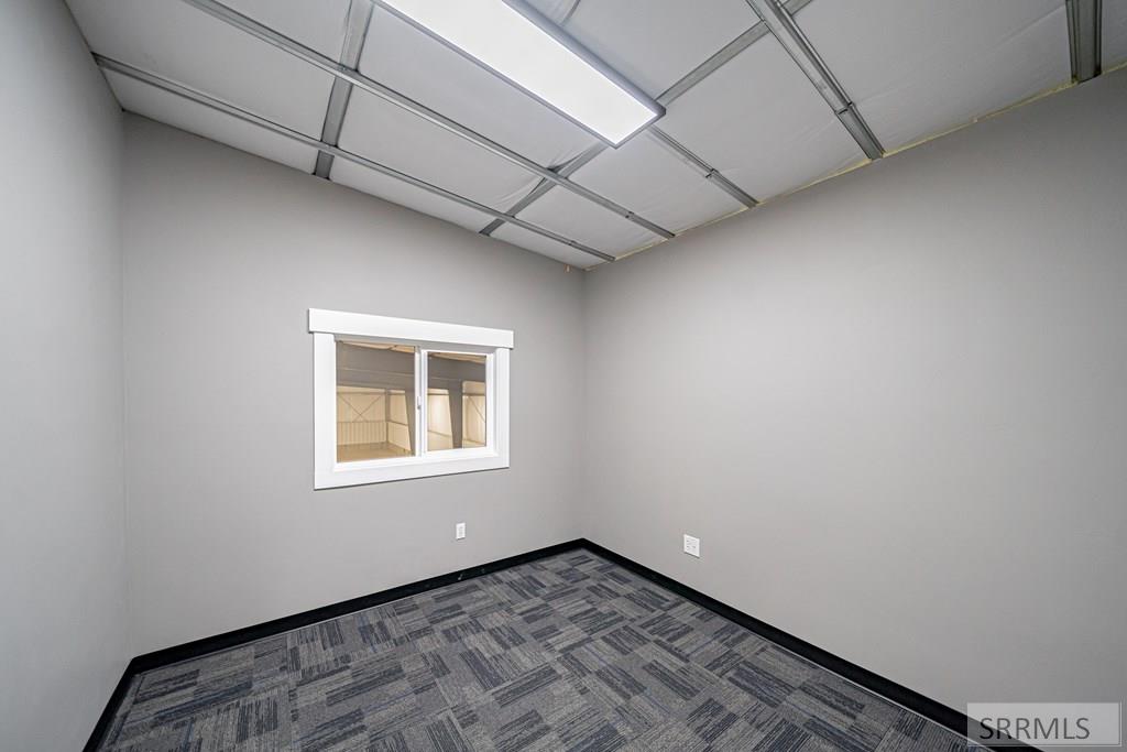 4112 E 648 N Property Photo 32