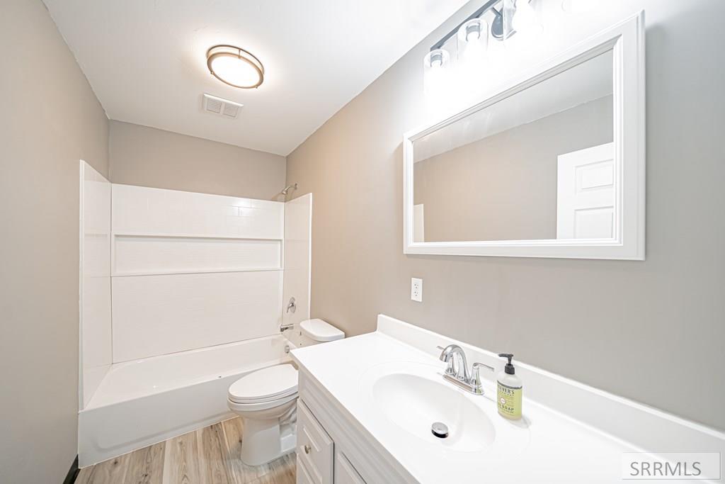 4112 E 648 N Property Photo 38