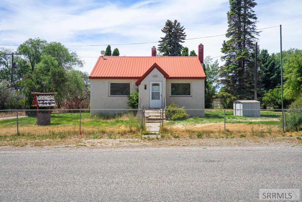 151 N 4000 E Property Photo 1