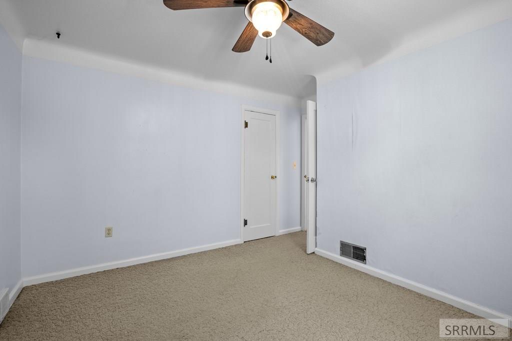 151 N 4000 E Property Photo 12