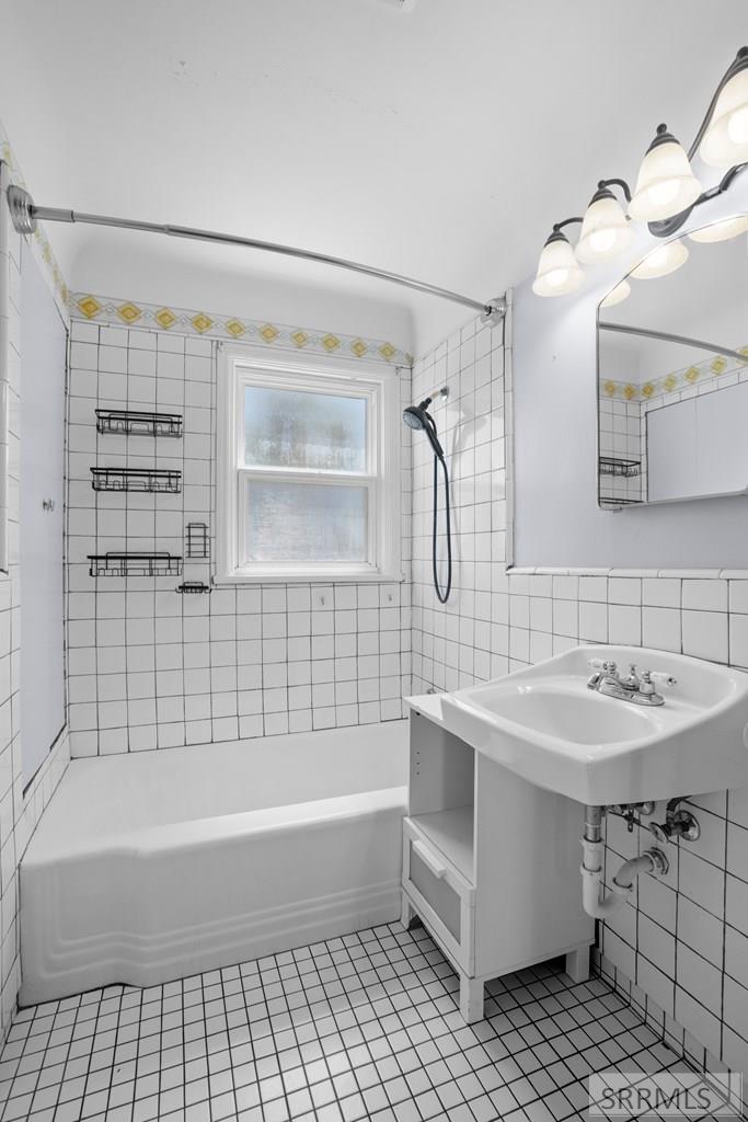 151 N 4000 E Property Photo 14