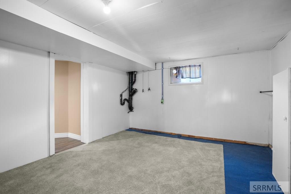 151 N 4000 E Property Photo 19