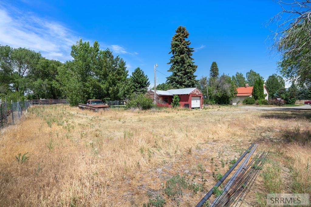 151 N 4000 E Property Photo 43